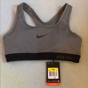 NWT Nike Pro Grey Classic Fit Padded